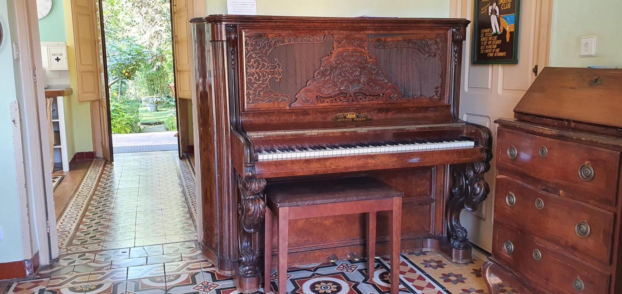 La Casona De La Vega Junto A Onís Exteriör bild