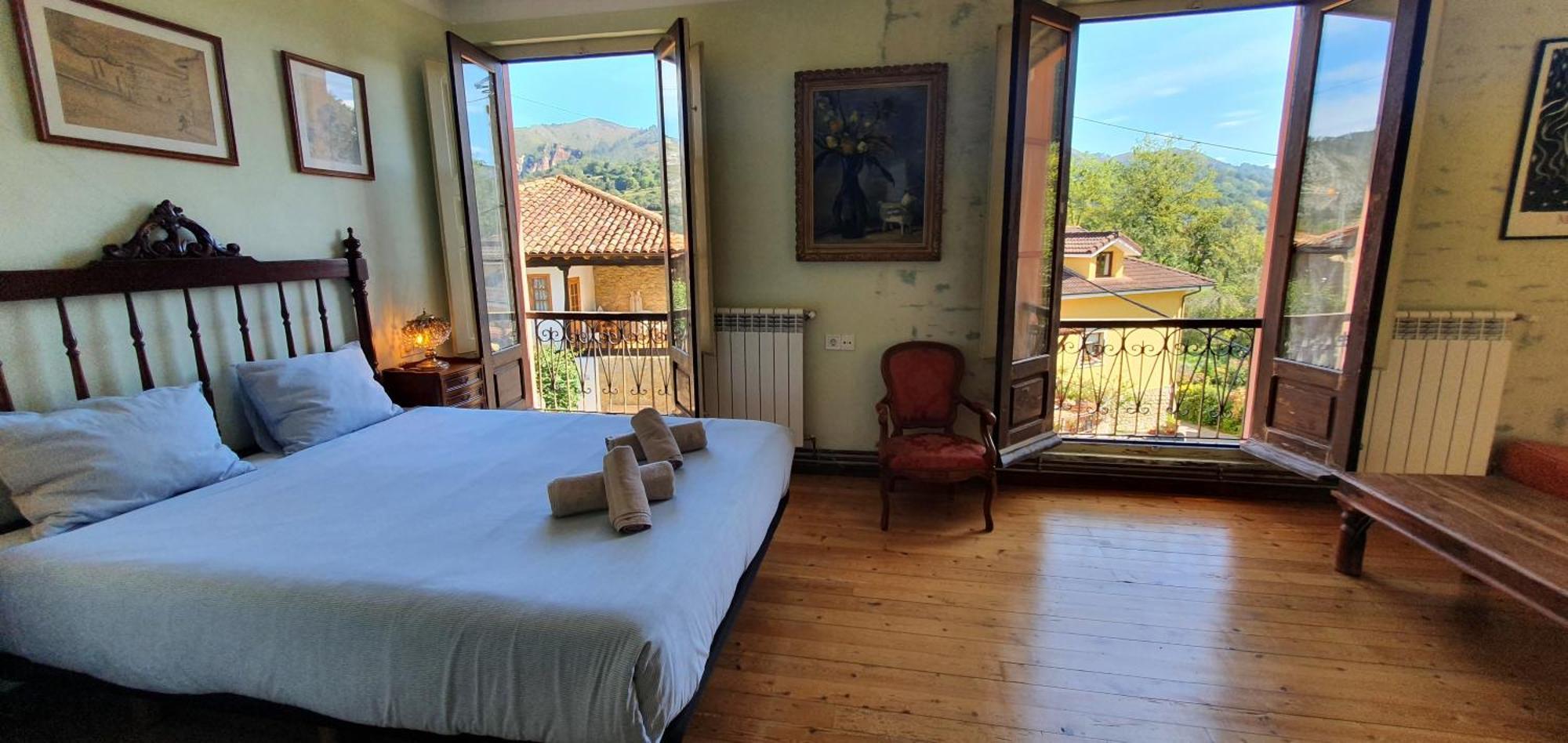 La Casona De La Vega Junto A Onís Exteriör bild